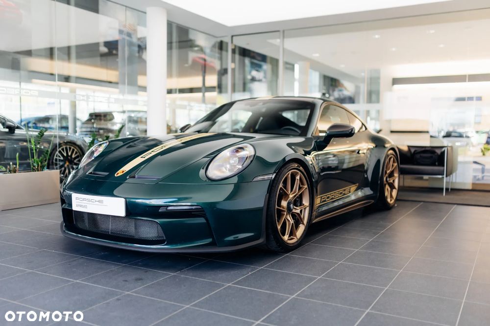 Porsche 911 GT3 Touring PDK - 4