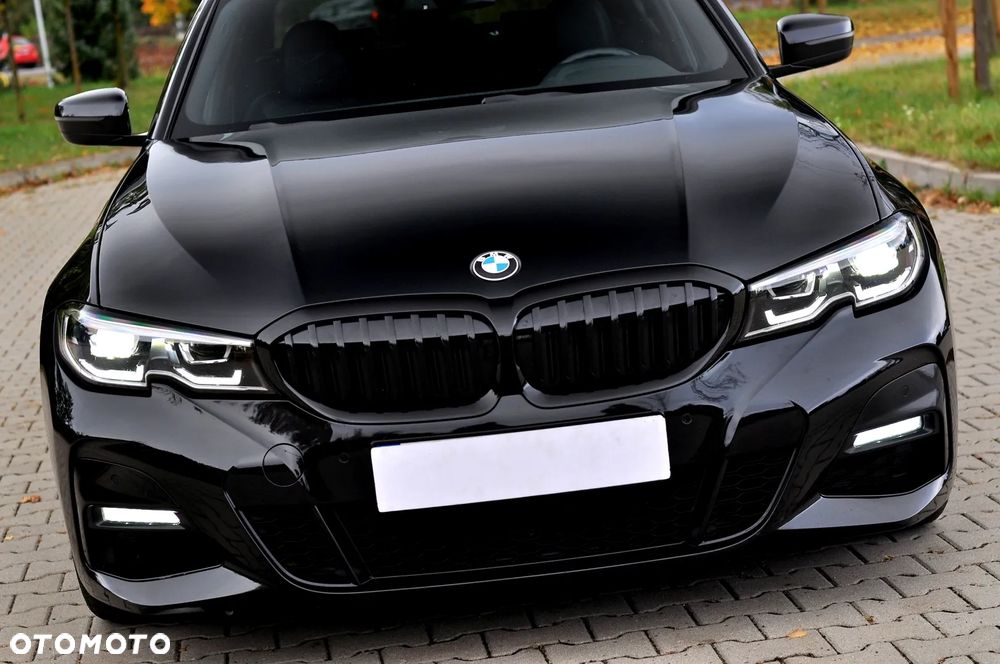 BMW Seria 3 318d M Sport Shadow - 5