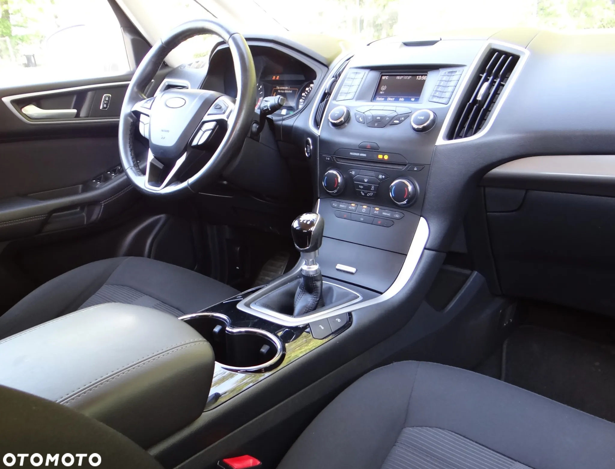 Ford Galaxy - 14
