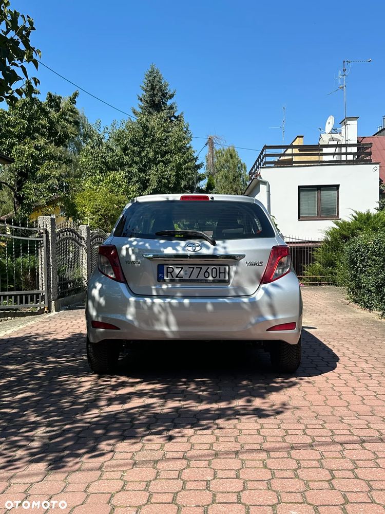 Toyota Yaris - 5