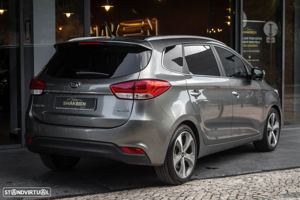 Kia Carens 1.7 CRDi ISG TX - 4