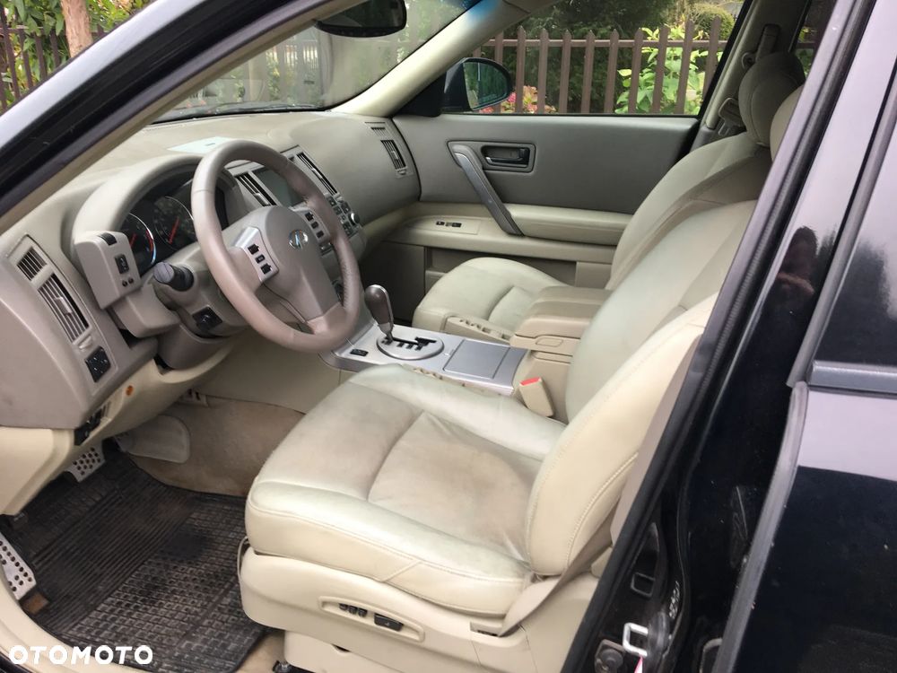 Infiniti FX - 3