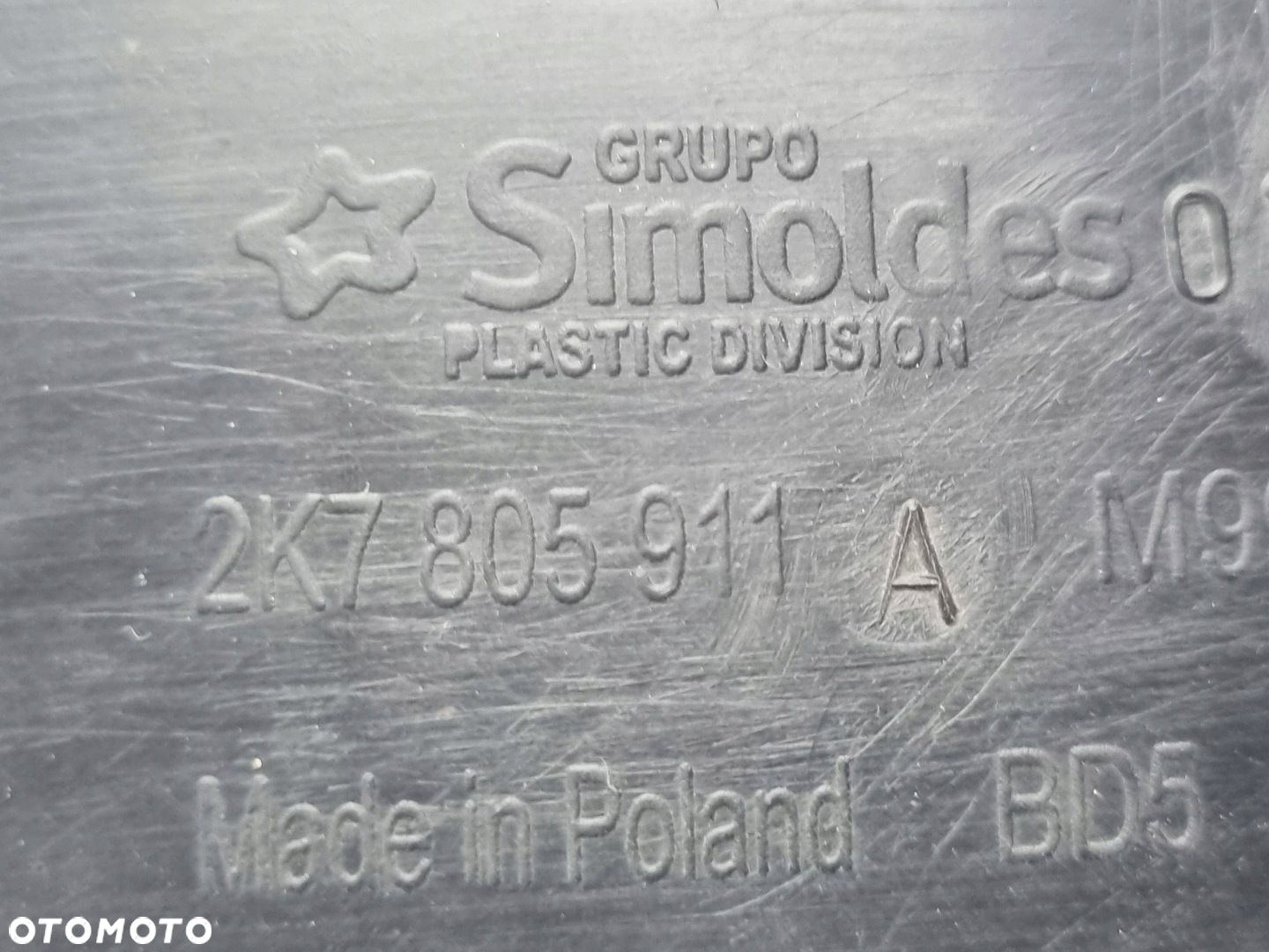 Volkswagen Caddy 2021 Przód strona lewa Nadkole przednie - 8