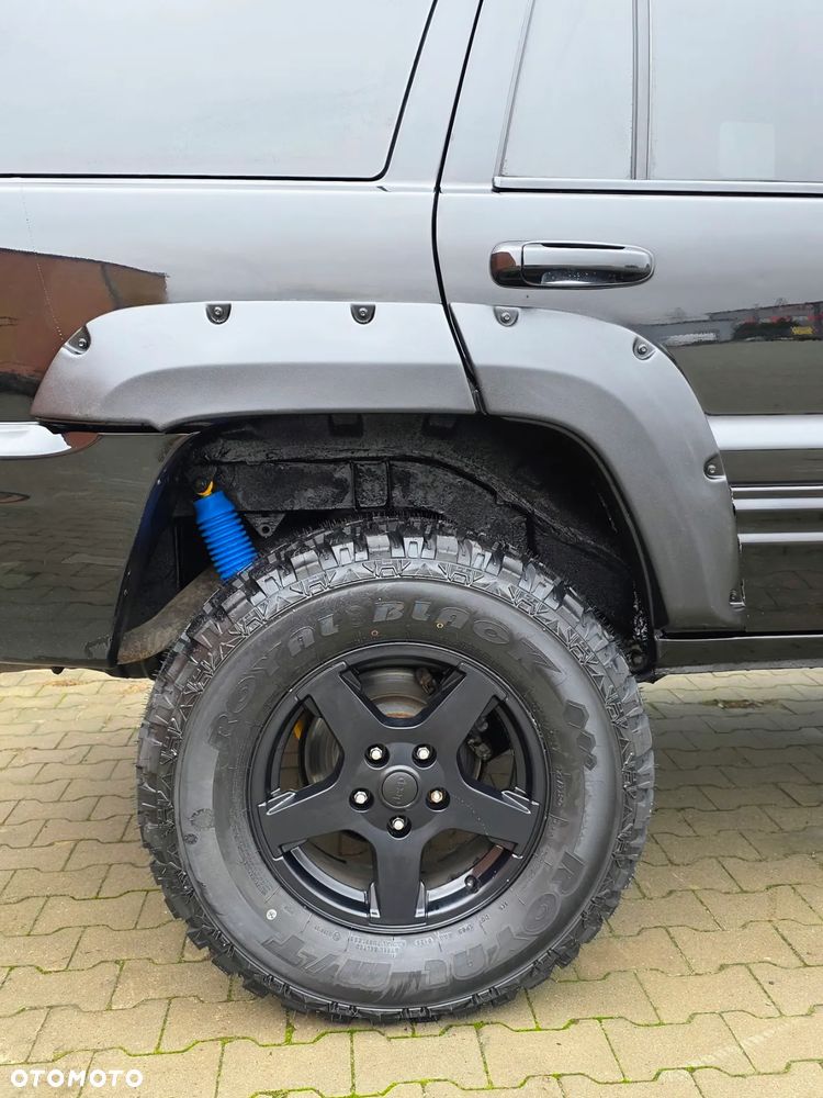 Jeep Grand Cherokee - 18