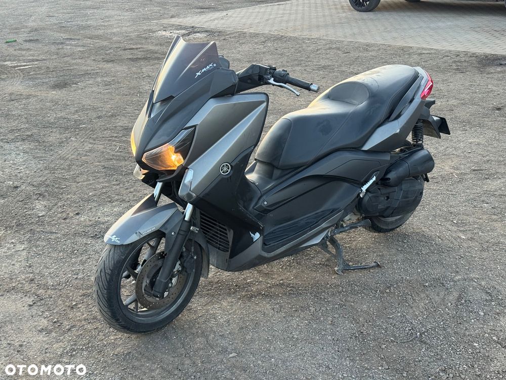 Yamaha X-max - 1