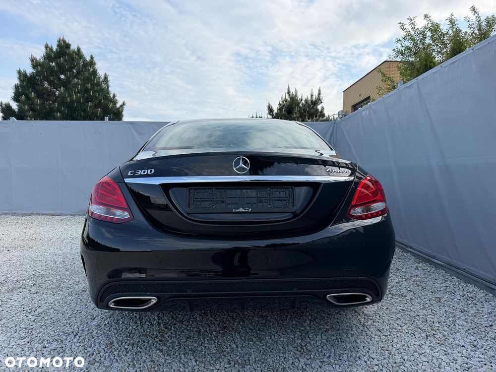 Mercedes-Benz Klasa C 300 7G-TRONIC AMG Line - 6