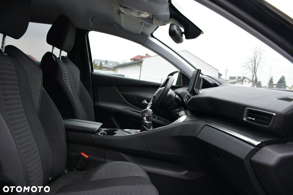 Peugeot 3008 1.2 PureTech Active Pack S&S - 21