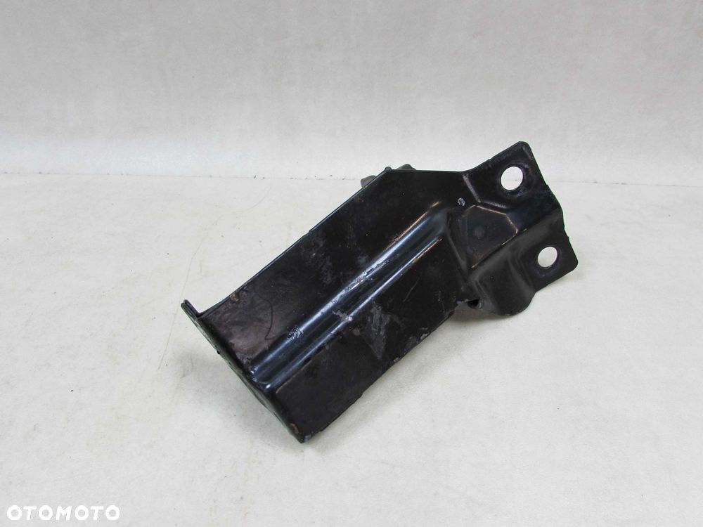 VOLVO XC60 S60 II V60 08-17 WSPORNIK MOCOWANIE BELKI POD CHLODNICE PRAWE 31261932 - 1