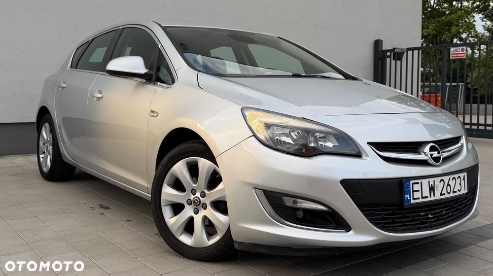 Opel Astra 1.4 T Sport - 1