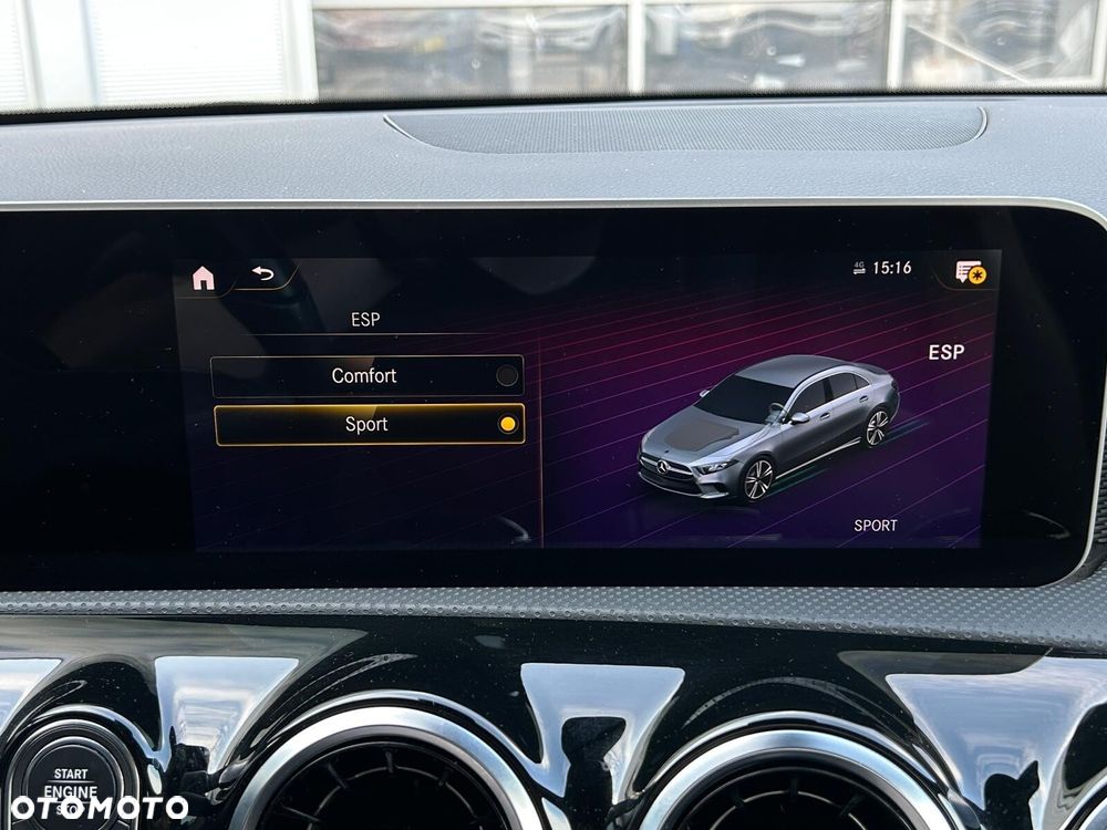 Mercedes-Benz Klasa A 220 d 4-Matic 8G-DCT - 32