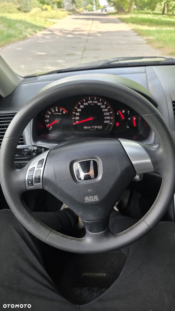 Honda Accord 2.0 Comfort - 8