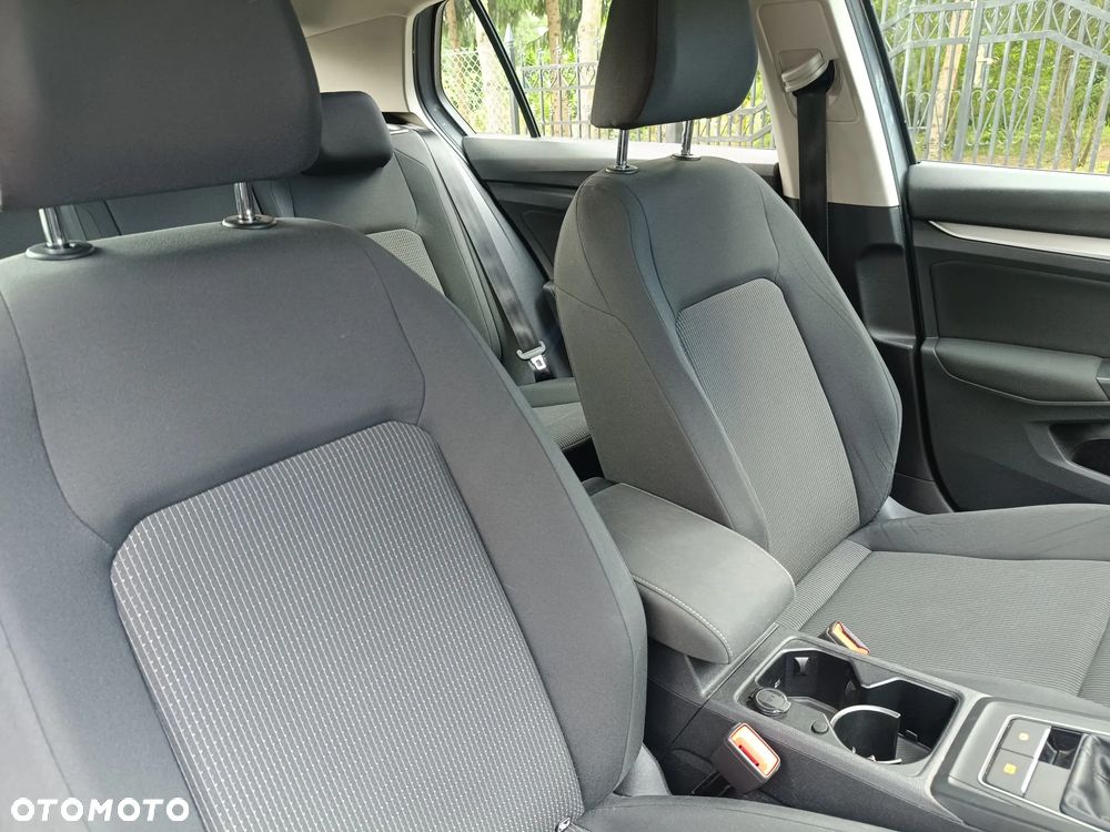 Volkswagen Golf 1.0 TSI Life - 28