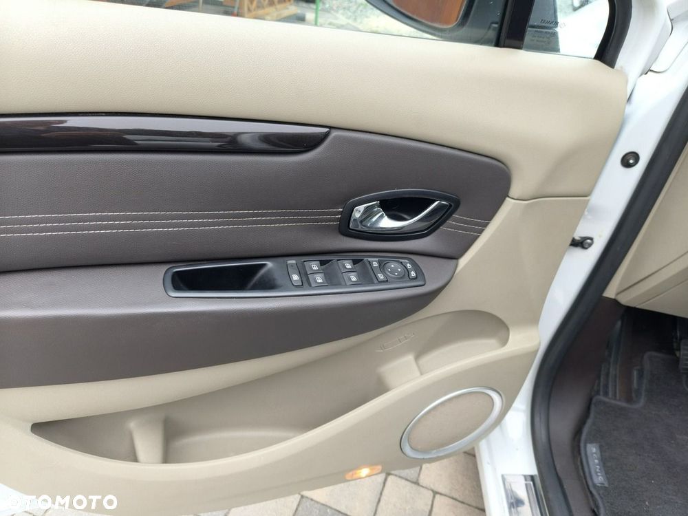 Renault Scenic 1.6 dCi Energy Dynamique - 17