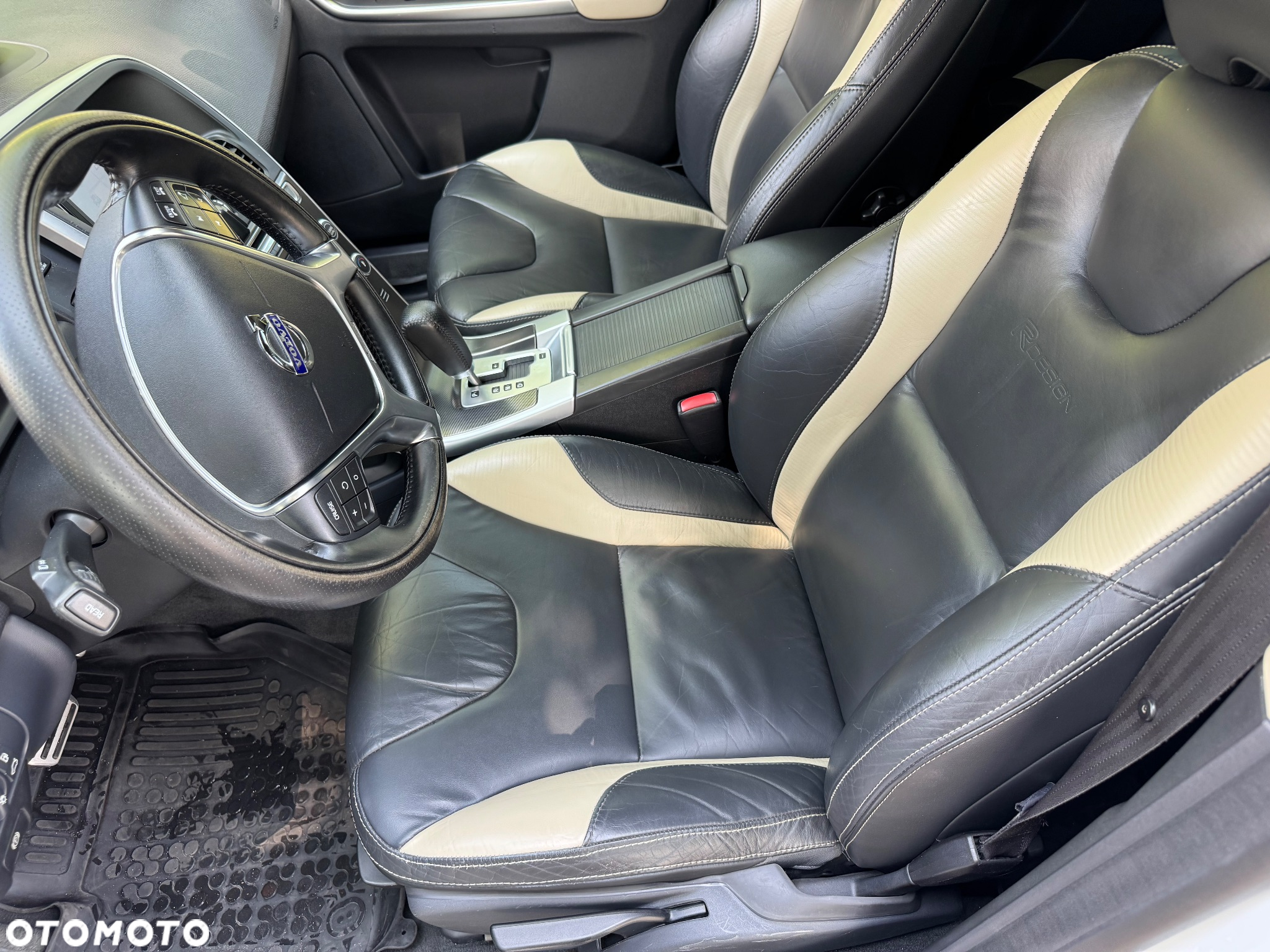 Volvo XC 60 D4 Geartronic RDesign - 21