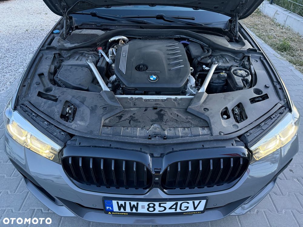 BMW Seria 5 530d xDrive M Sport Edition - 39