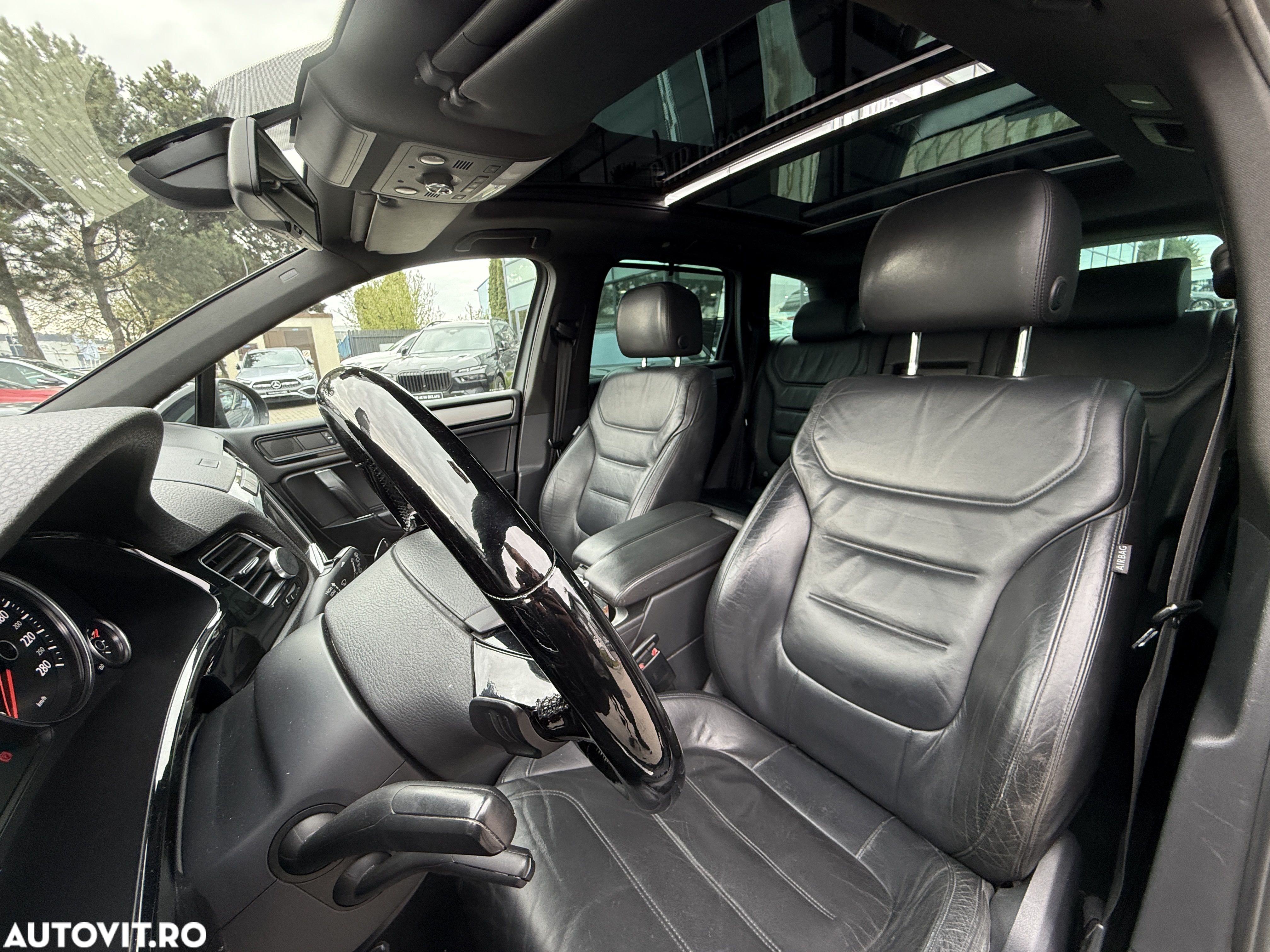 Volkswagen Touareg - 7