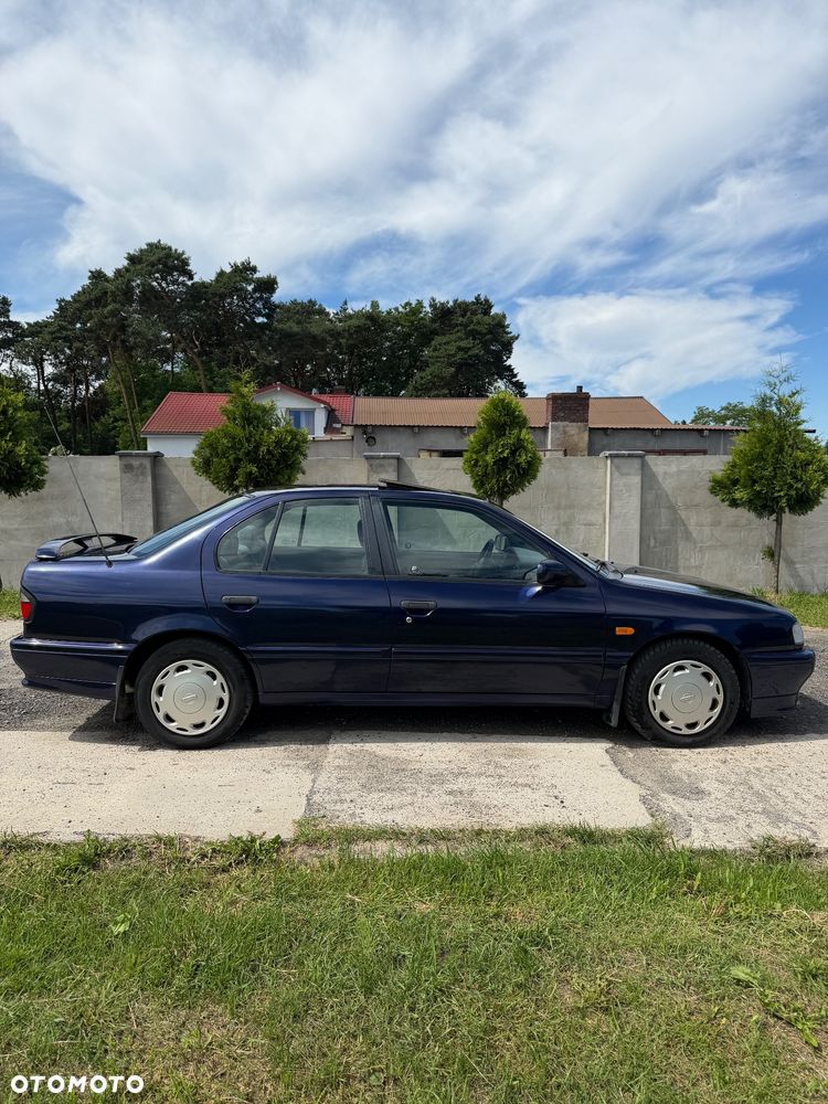 Nissan Primera 2.0 SLX - 3