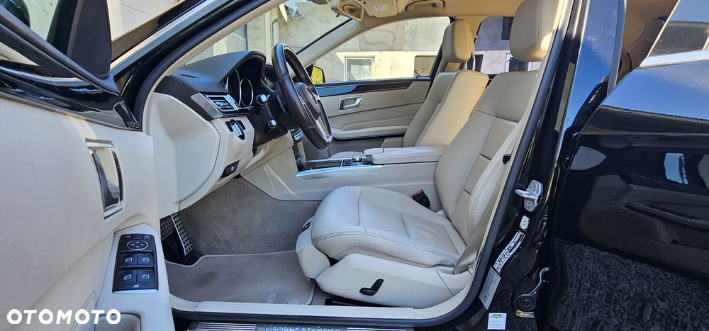 Mercedes-Benz Klasa E 220 BlueTEC 4-Matic Elegance - 11