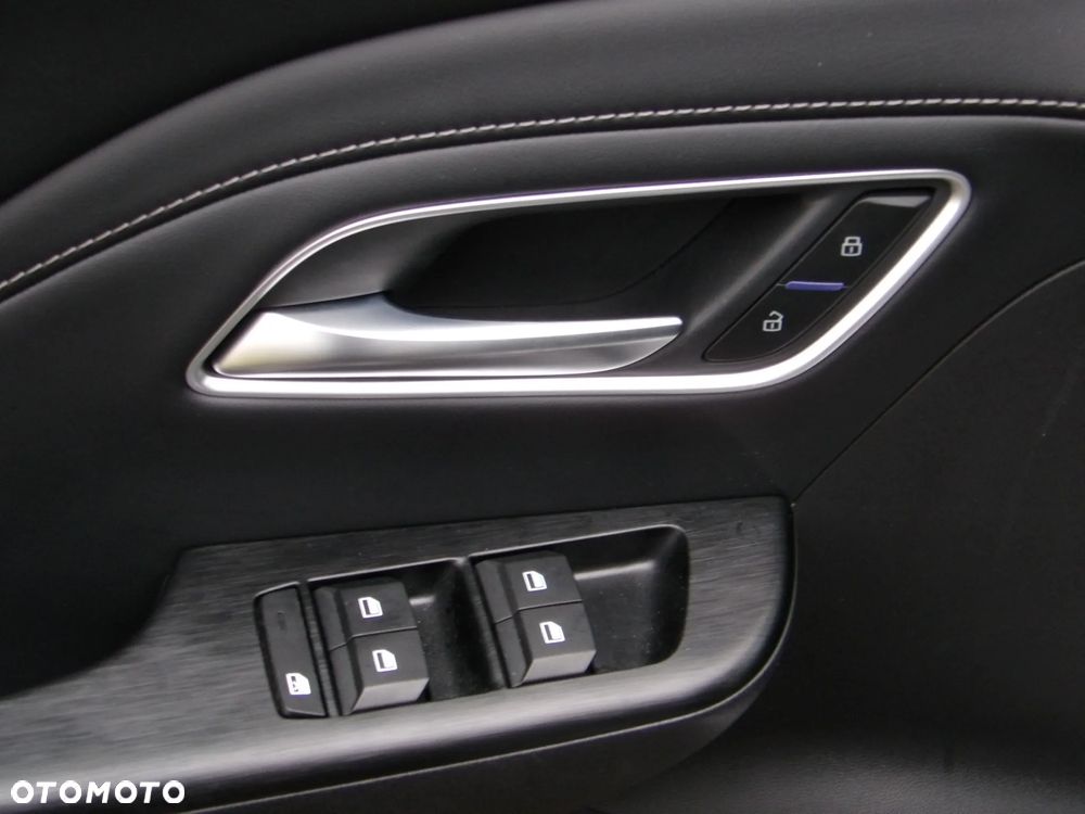 MG ZS 1.5 HEV+ Exclusive - 18