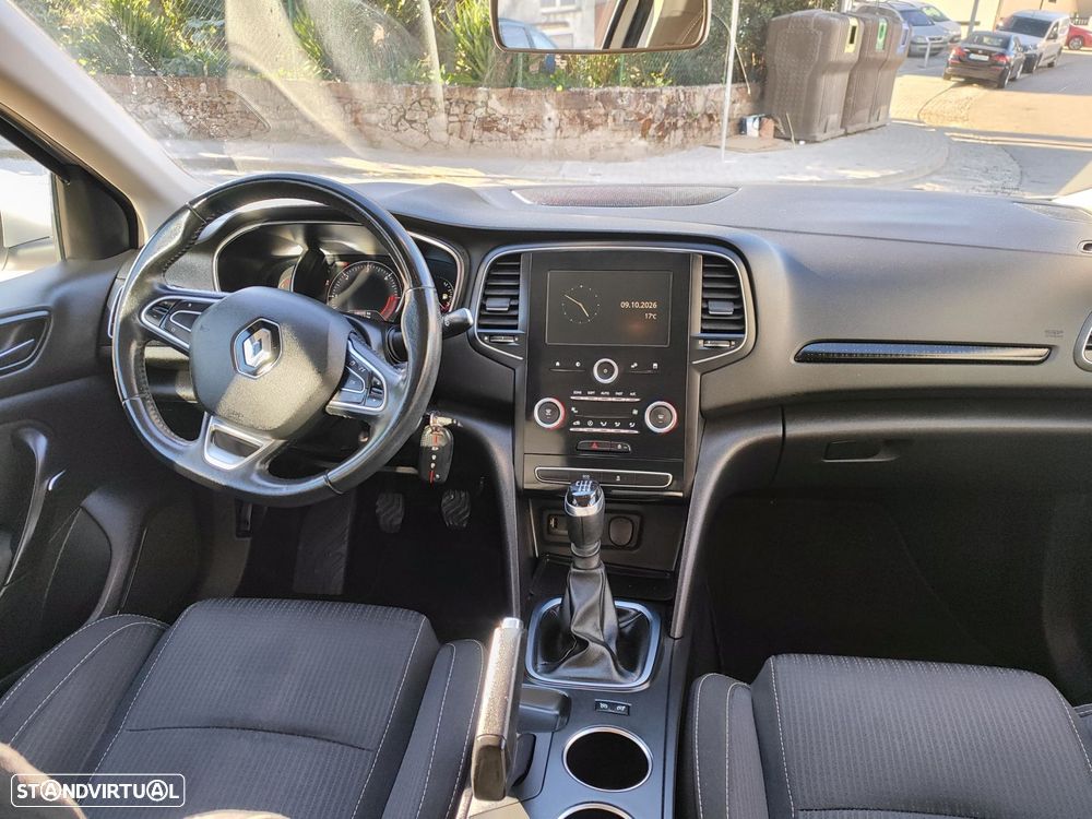 Renault Mégane 1.5 dCi Confort SS - 9