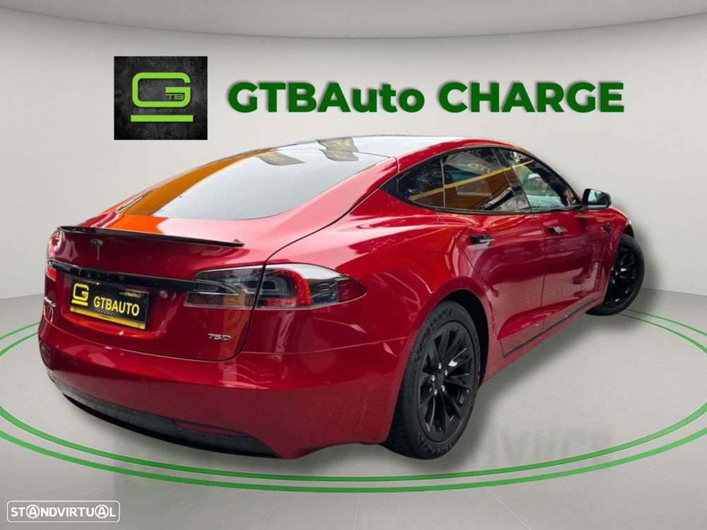 Tesla Model S - 7