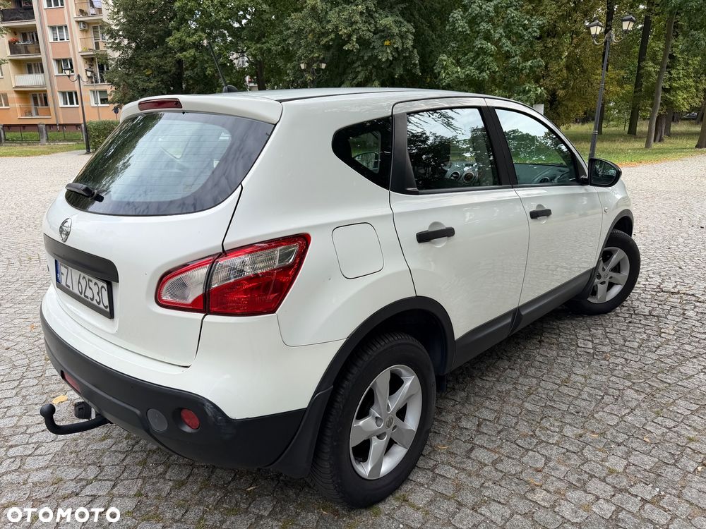 Nissan Qashqai 1.6 Tekna - 4