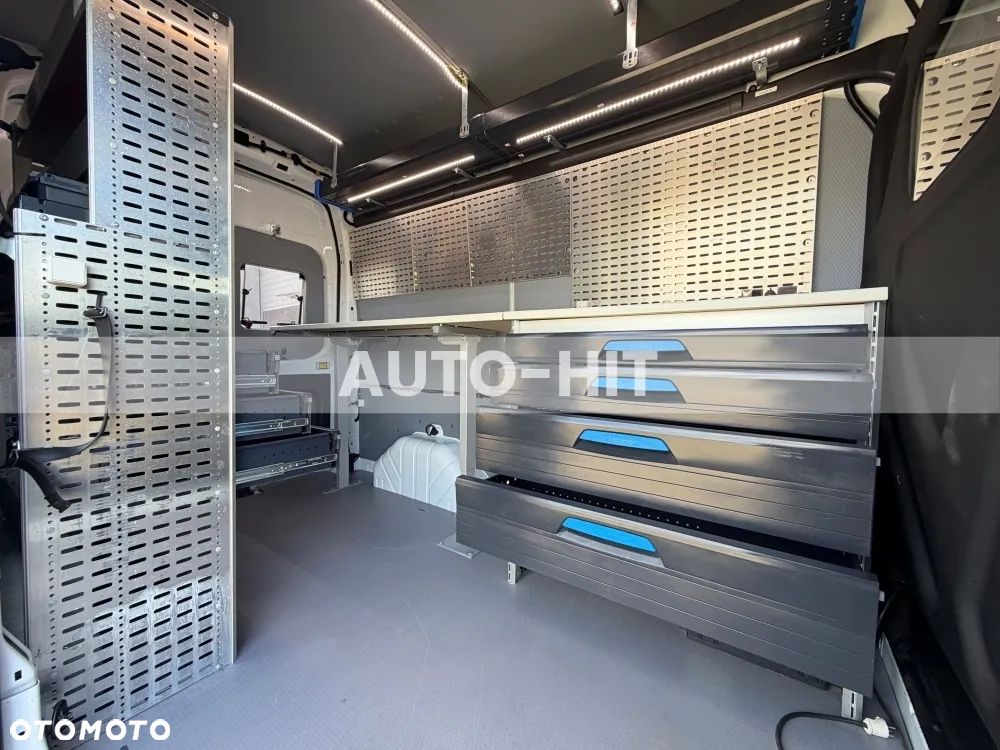 Ford Transit - 19
