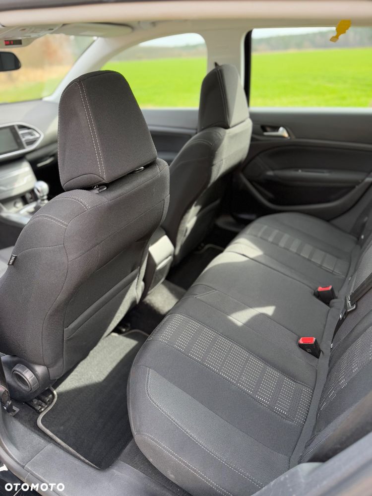 Peugeot 308 2.0 HDi Allure - 12