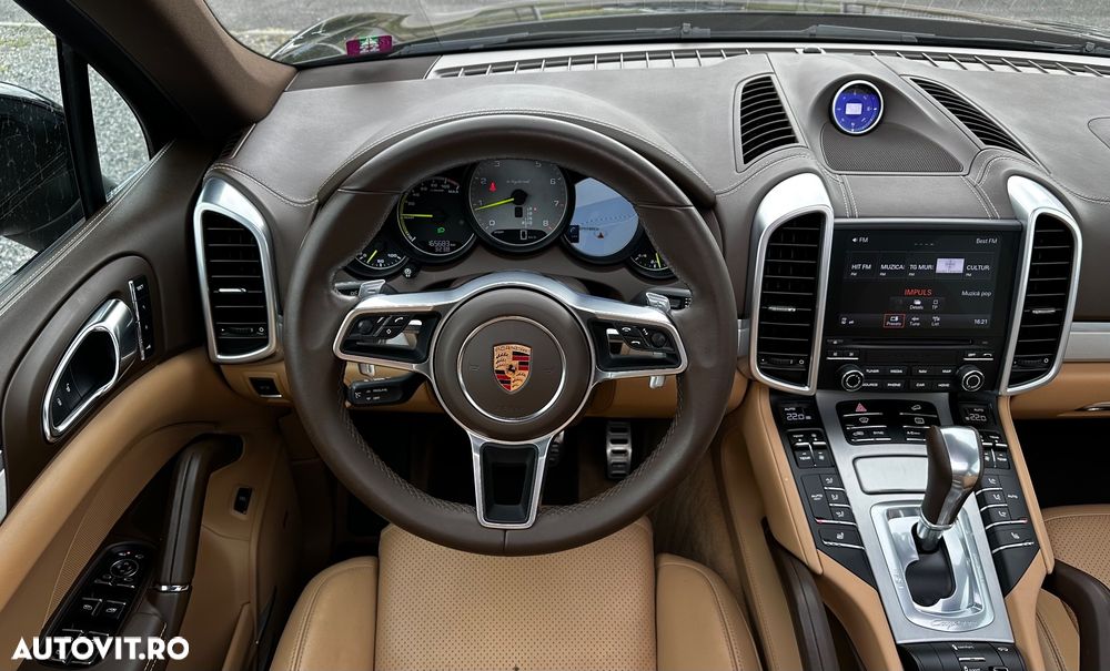 Porsche Cayenne S E-Hybrid Platinum Edition - 40