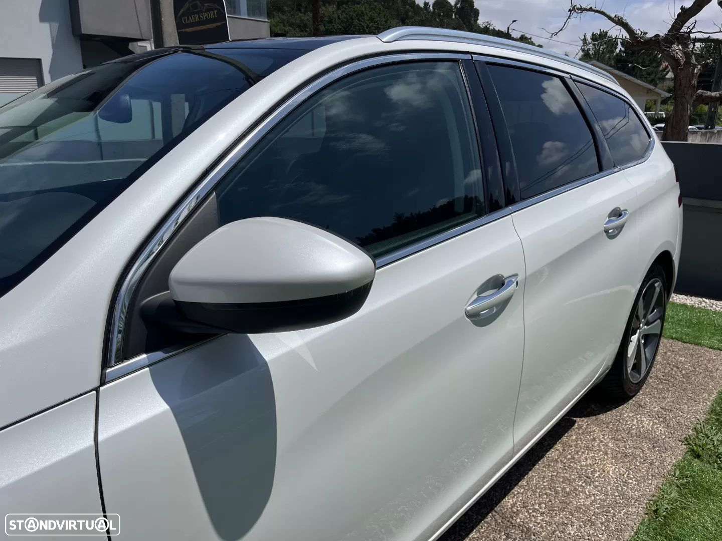 Peugeot 308 SW PureTech 110 Stop & Start Allure - 16