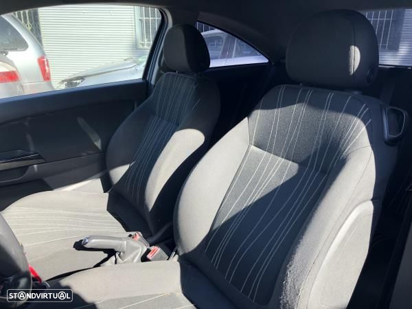 Para Peças Opel Corsa D (S07) - 8