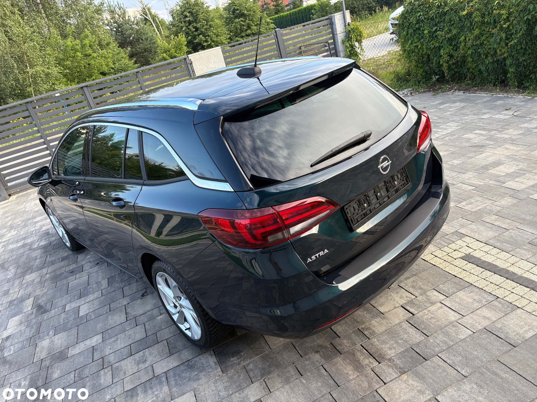 Opel Astra 1.4 Turbo Innovation - 24