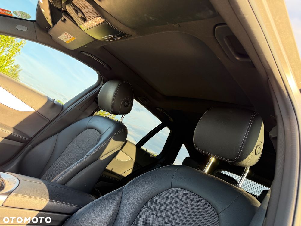 Mercedes-Benz Klasa C 220 d 4Matic 9G-TRONIC Night Edition - 14