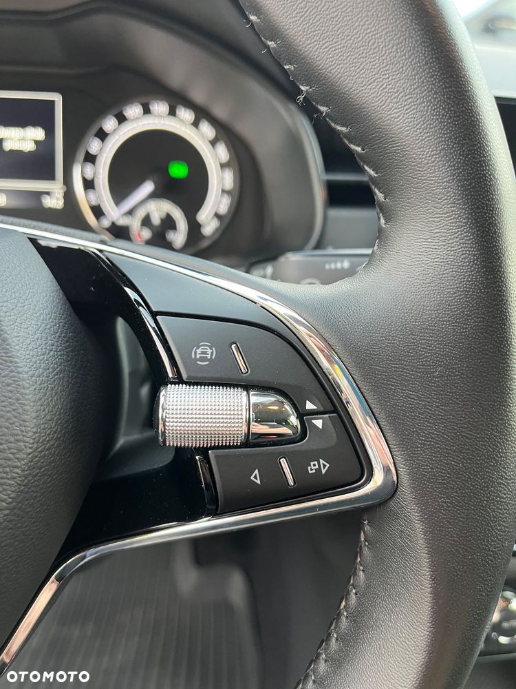 Skoda Scala 1.0 TSI Ambition DSG - 27