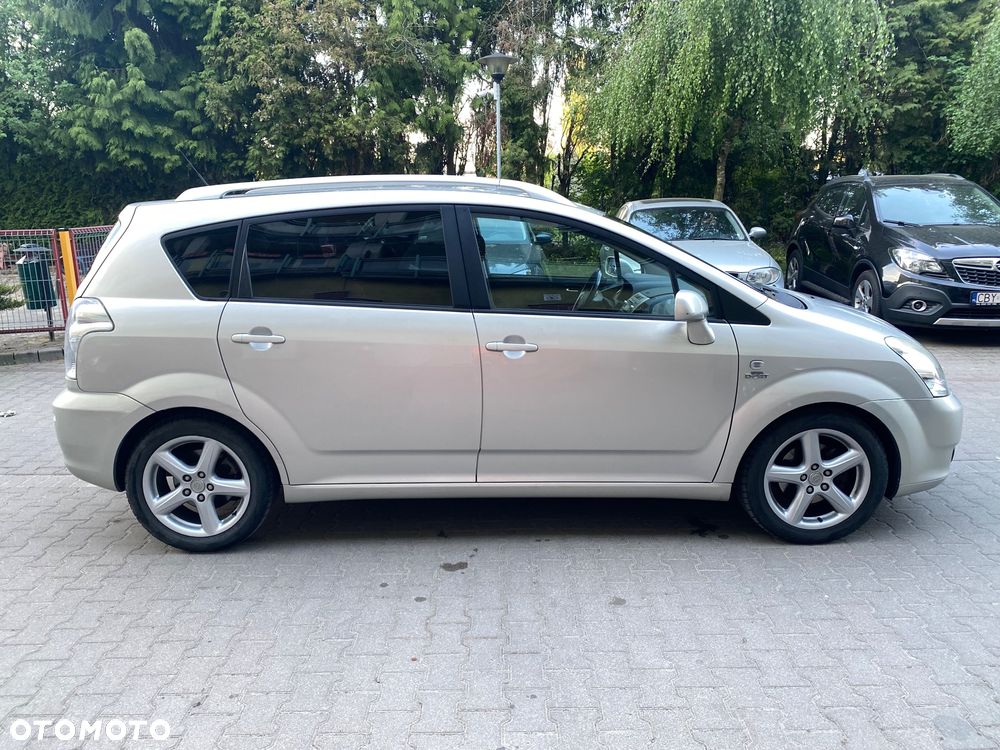 Toyota Corolla Verso 2.2 D-CAT DPF Sol - 1