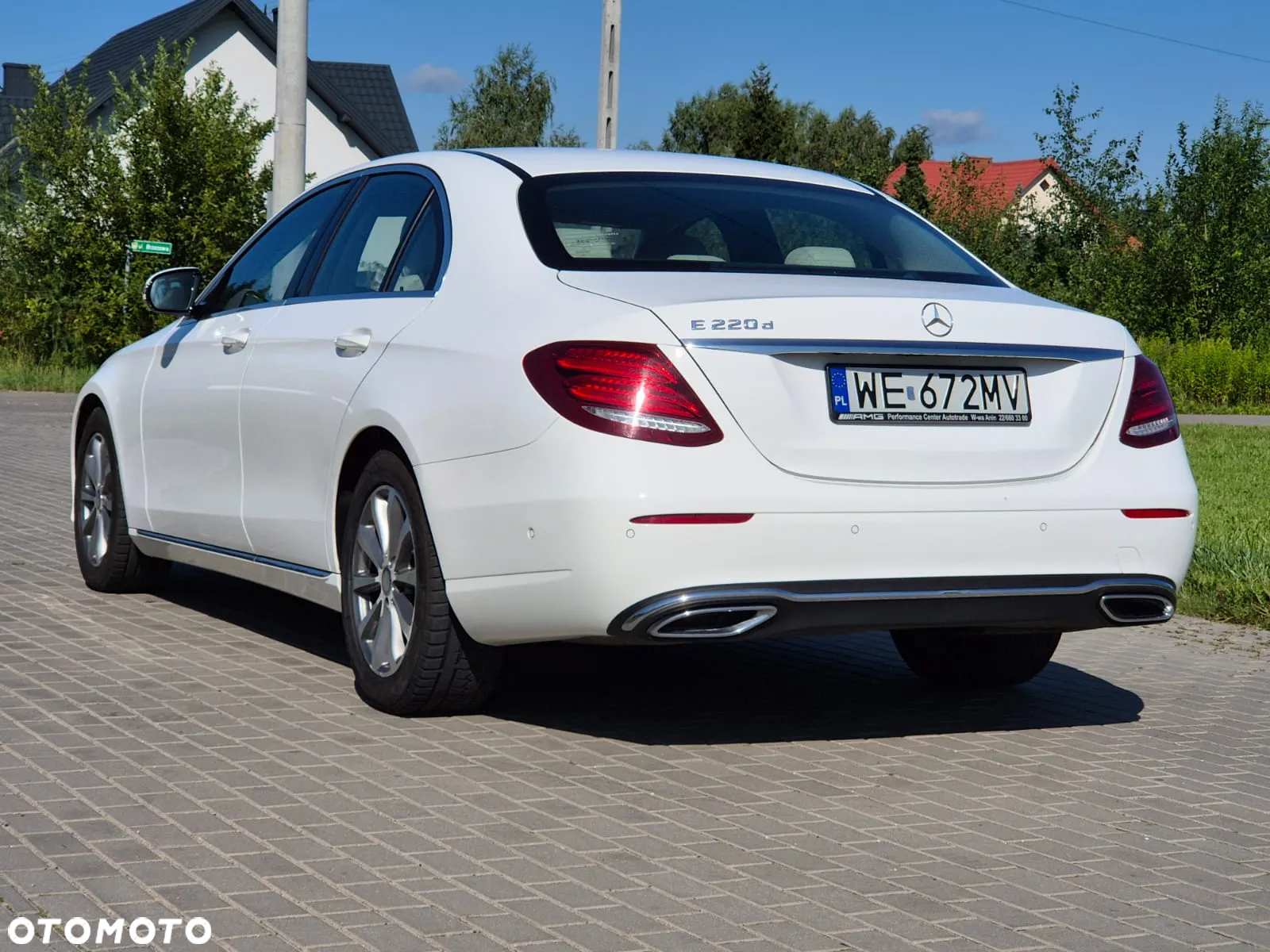 Mercedes-Benz Klasa E 220 d Business Edition 9G-TRONIC - 17