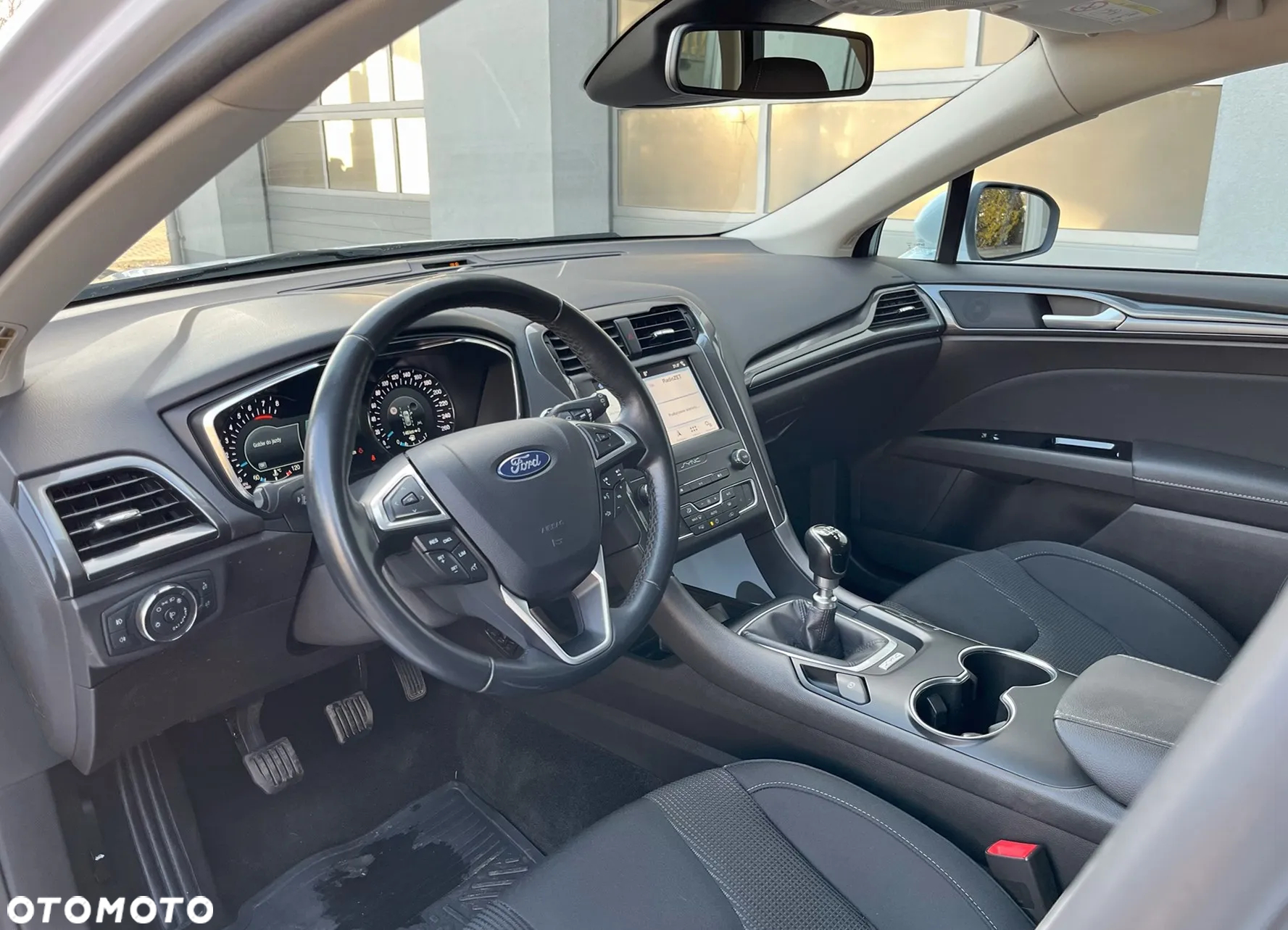 Ford Mondeo 1.5 EcoBoost Titanium - 9