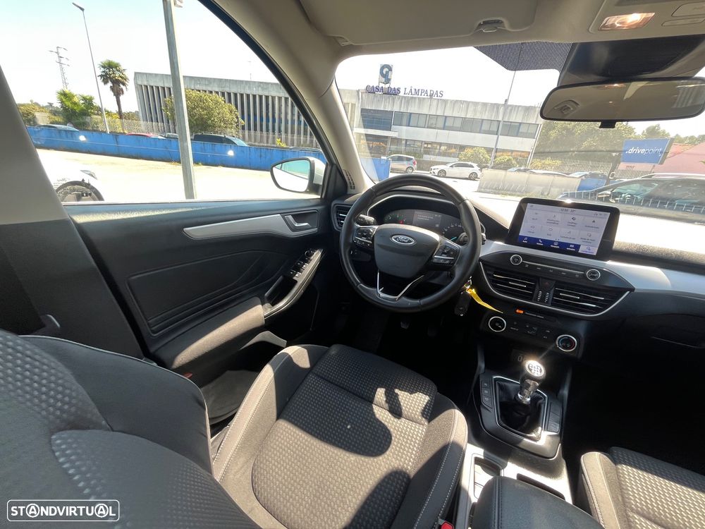 Ford Focus SW 1.5 TDCi EcoBlue Connected - 51