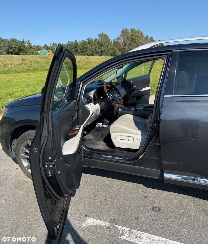 Lexus RX 450h (hybrid) Executive Line - 32