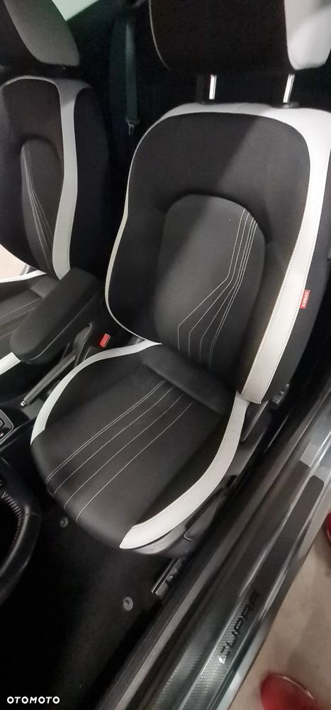 Seat Ibiza SC 1.4 TSI DSG Cupra - 32