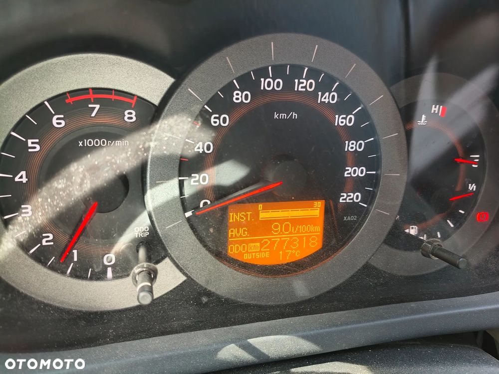 Toyota RAV4 2.0 VVT-i Prestige - 8