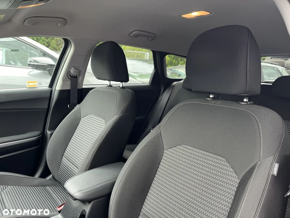 Kia Ceed 1.5 T-GDI M DCT - 11
