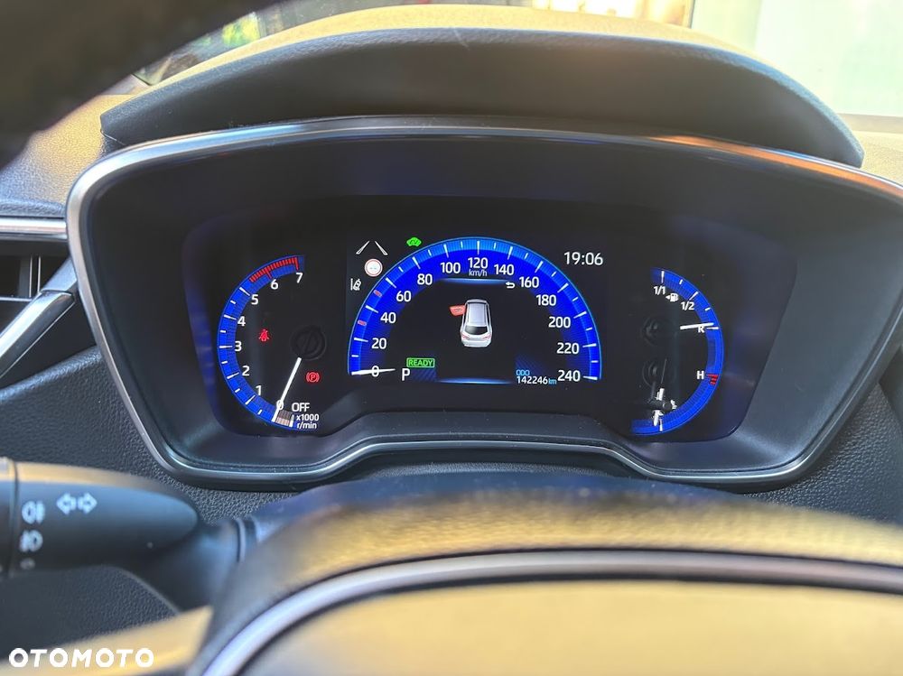 Toyota Corolla 1.8 Hybrid Comfort - 7