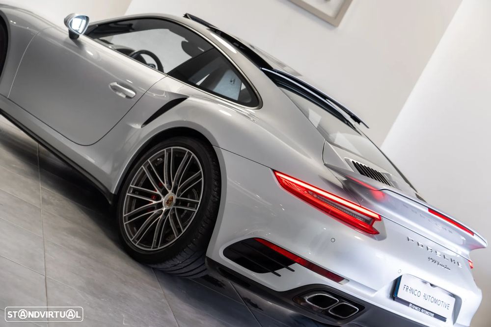 Porsche 911 (991) Turbo PDK - 7