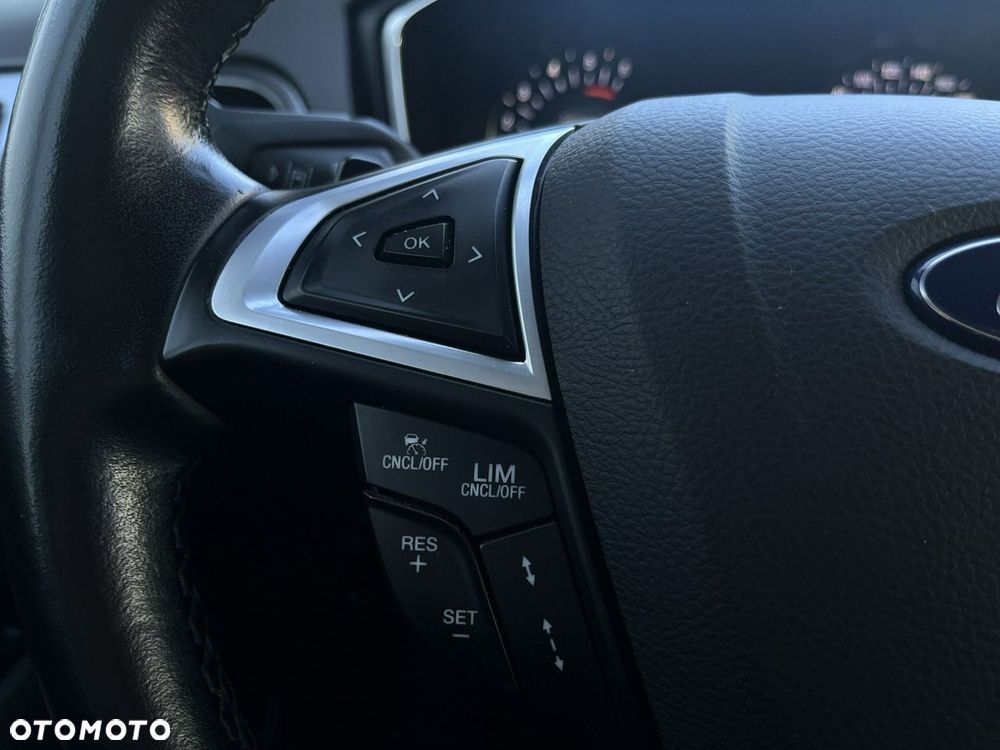 Ford Mondeo 2.0 EcoBlue Titanium - 23