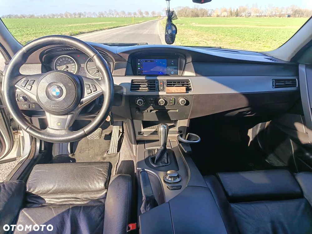 BMW Seria 5 525d - 7