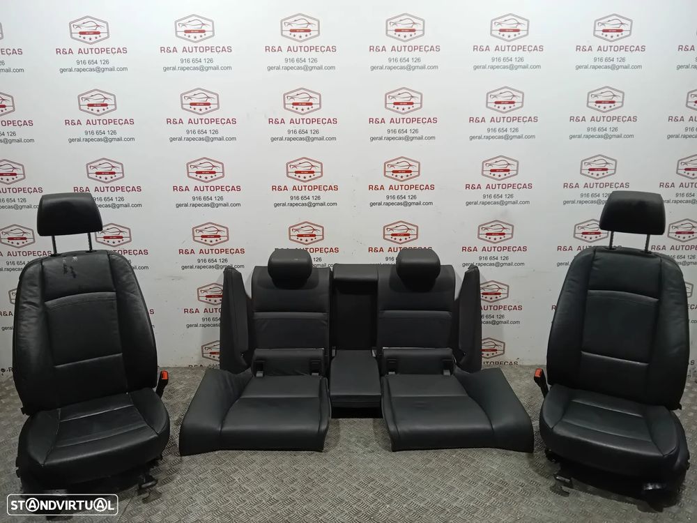 Conjunto de Bancos BMW Série 3 E92 em Pele Original - 19