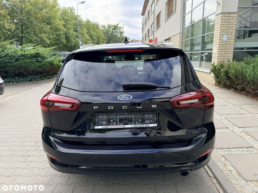 Ford Focus - 8