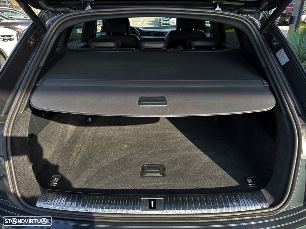 Audi e-tron 55 quattro S line - 53