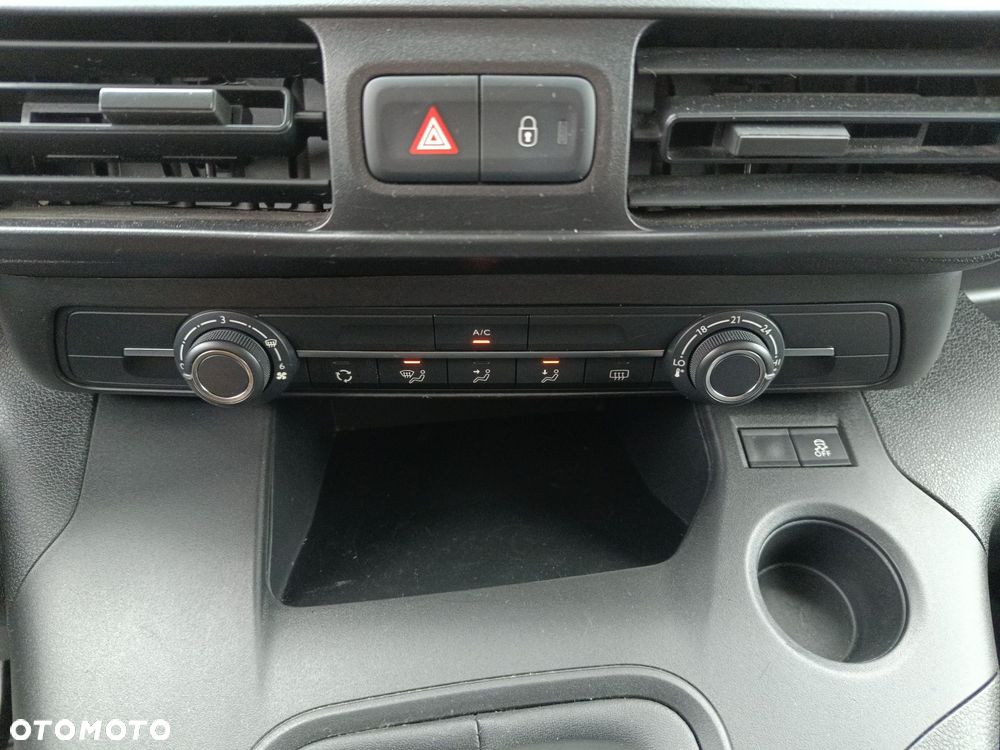 Toyota Proace City Verso 1.2 D-4T Combi - 22